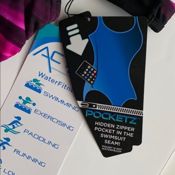 REEBOK Women’s One Piece Swimsuit Size 10 - Picture 6 of 8